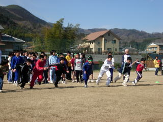 第１回吉野川市小学生マラソン教室ダッシュの写真